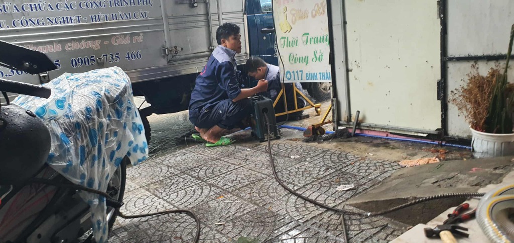 Thông Cống Nghẹt Quận Hải Châu: Gọi Xong 15 Phút Tới Nhanh Chóng 24/7